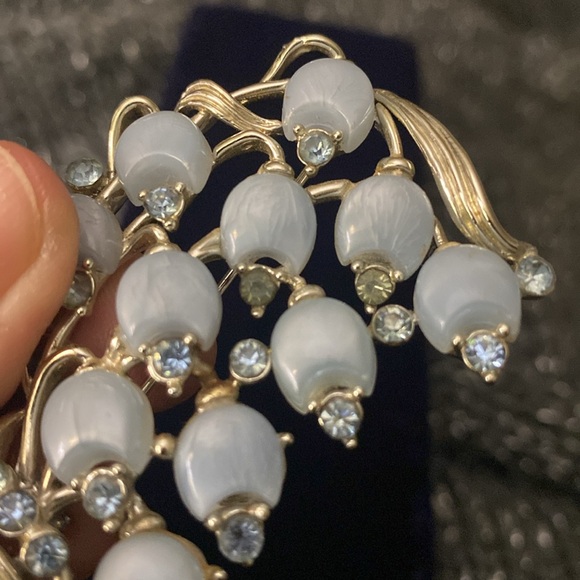 Vintage signed STAR Rhinestone Brooch - Picture 5 of 5